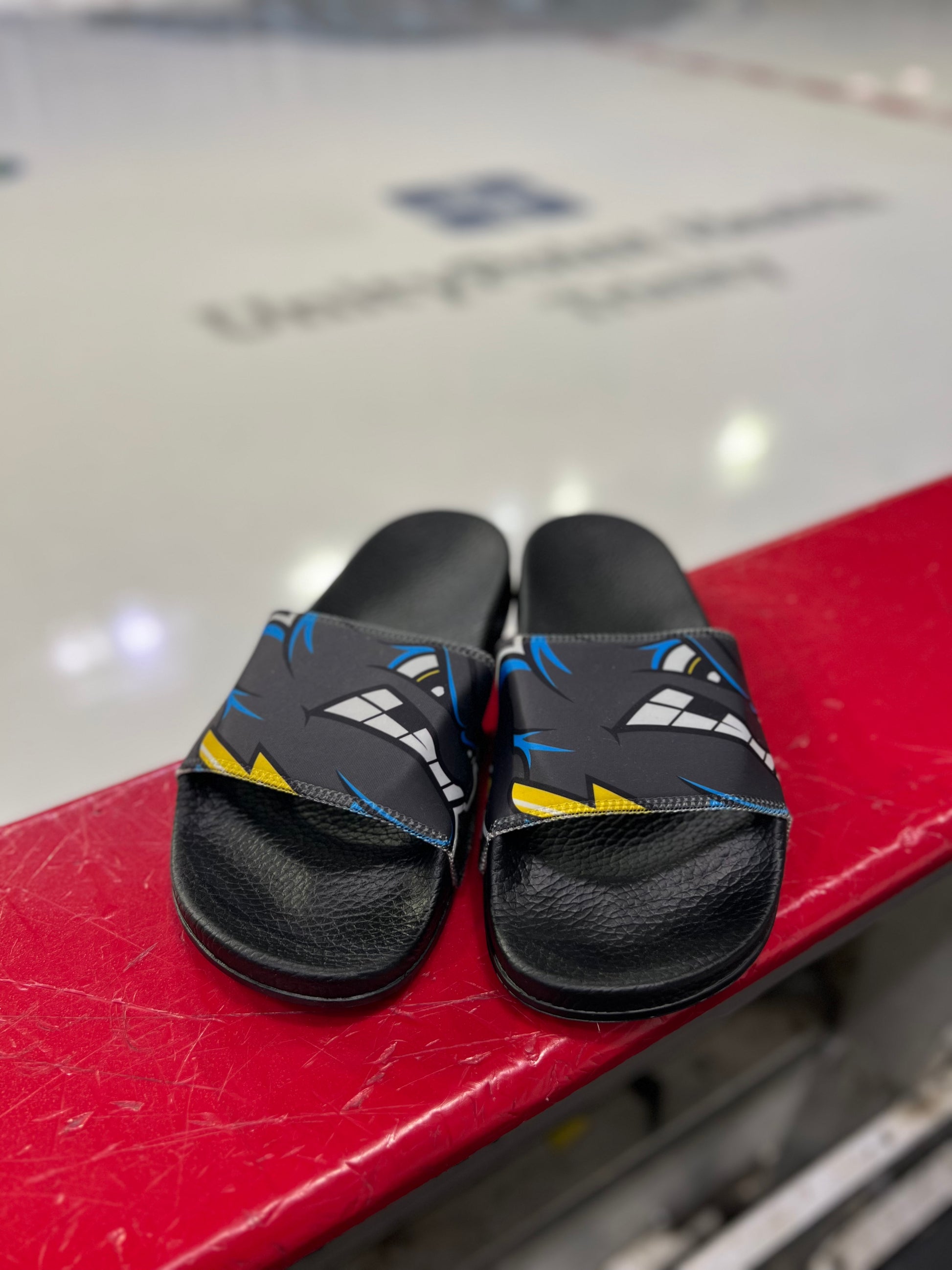 Twisty Slide Sandals